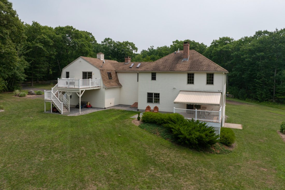 House in Barkhamsted, Connecticut, United States 2 - 18491784
