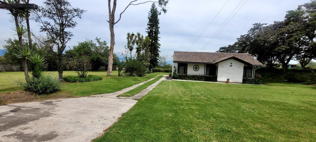 Land in Quito, Pichincha, Ecuador 2 - 18491258