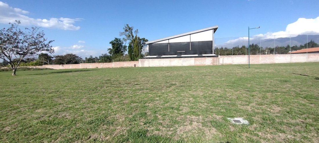 Land in Quito, Pichincha, Ecuador 5 - 18491365