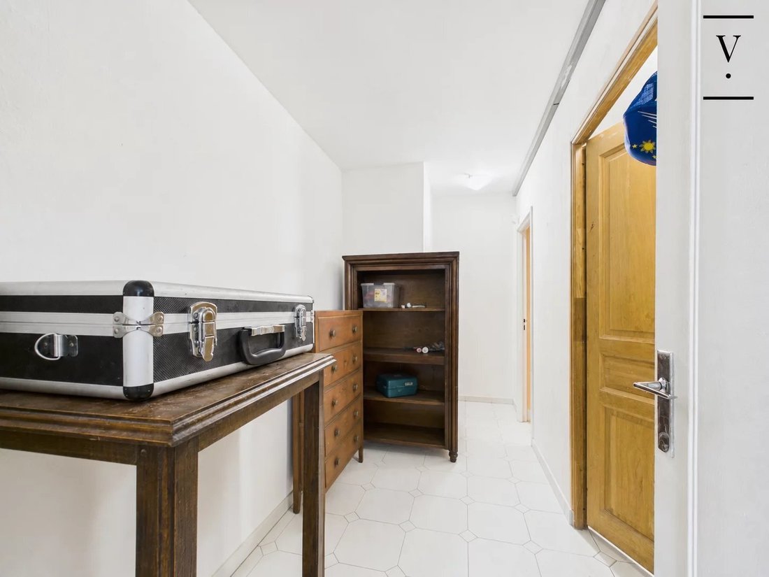 Apartment in Léon-Blum Folie-Regnault, Paris 11e Arrondissement, Paris 5 - 13613385
