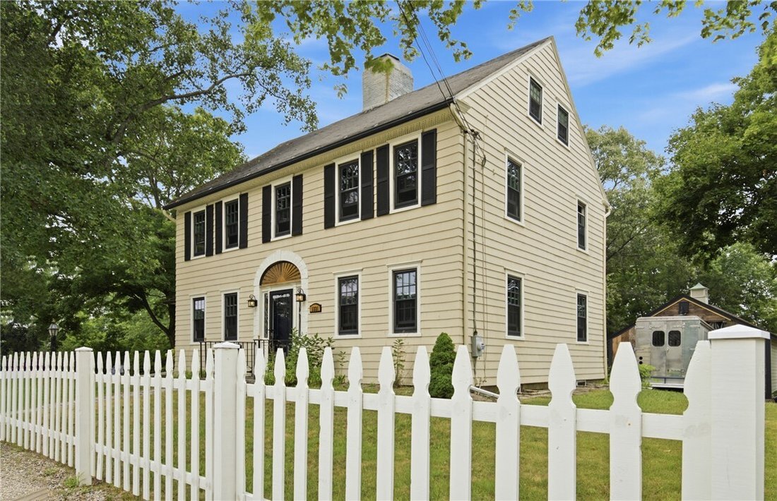 House in Cranston, Rhode Island, United States 5 - 18489758