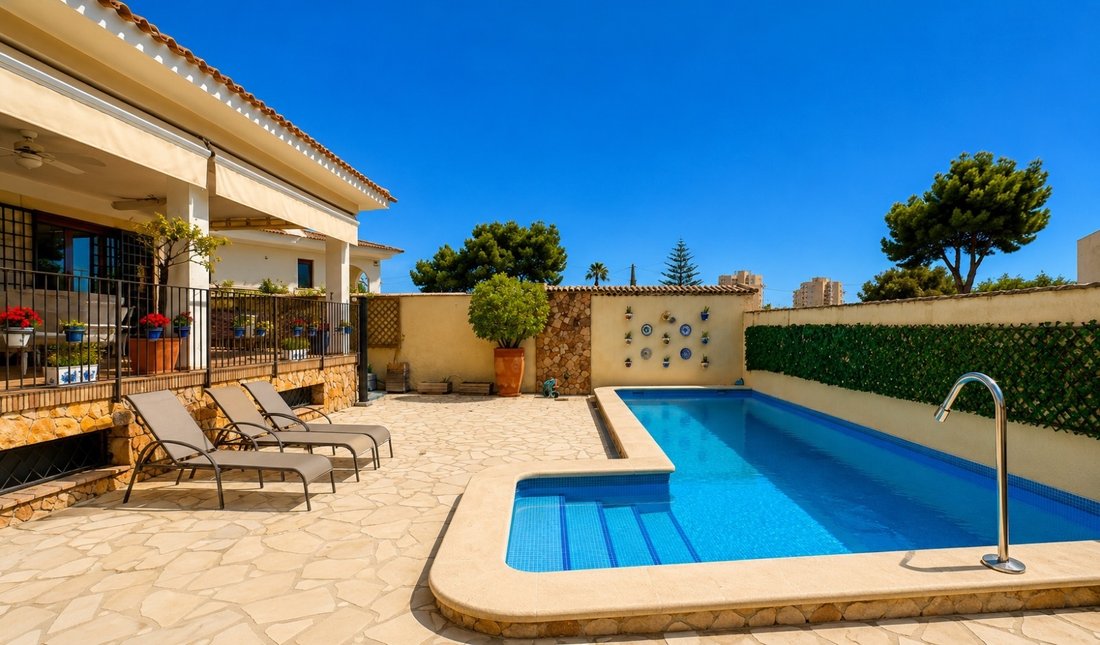 Villa in Dehesa de Campoamor, Orihuela, Valencian Community 3 - 18489702