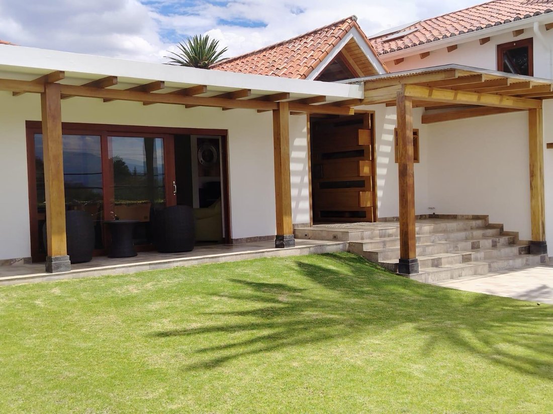House in Quito, Pichincha, Ecuador 3 - 18491221