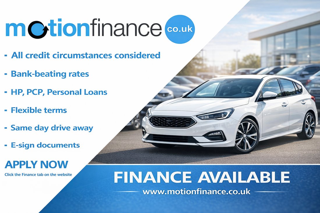 Sedan in Portsmouth, United Kingdom 4 - 18489782