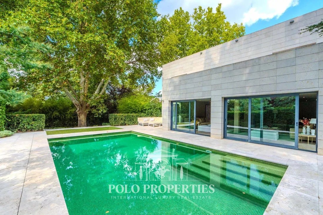 Chalet in Moncloa-Aravaca, Madrid, Spain 1 - 18374068