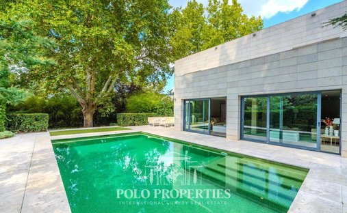 Chalet in Moncloa-Aravaca, Madrid, Spain 1