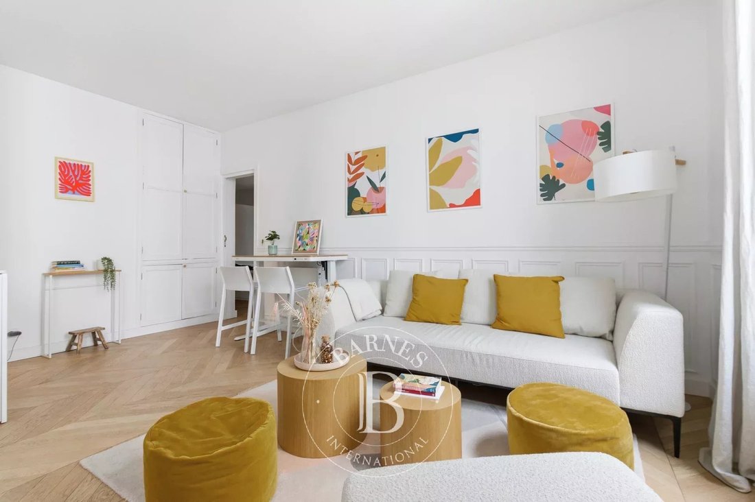 Apartment in République - Saint Ambroise, Paris, Ile-de-France 4 - 12110696