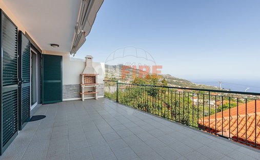 Villa in Estreito da Calheta, Madeira, Portugal 1