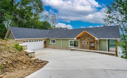 House in Malvern, Ohio, United States 1