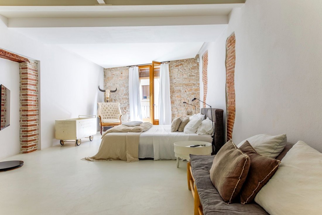 Apartment in Ciutat Vella, Barcelona, Spain 2 - 18489635