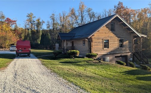 House in Burgettstown, Pennsylvania, United States 1