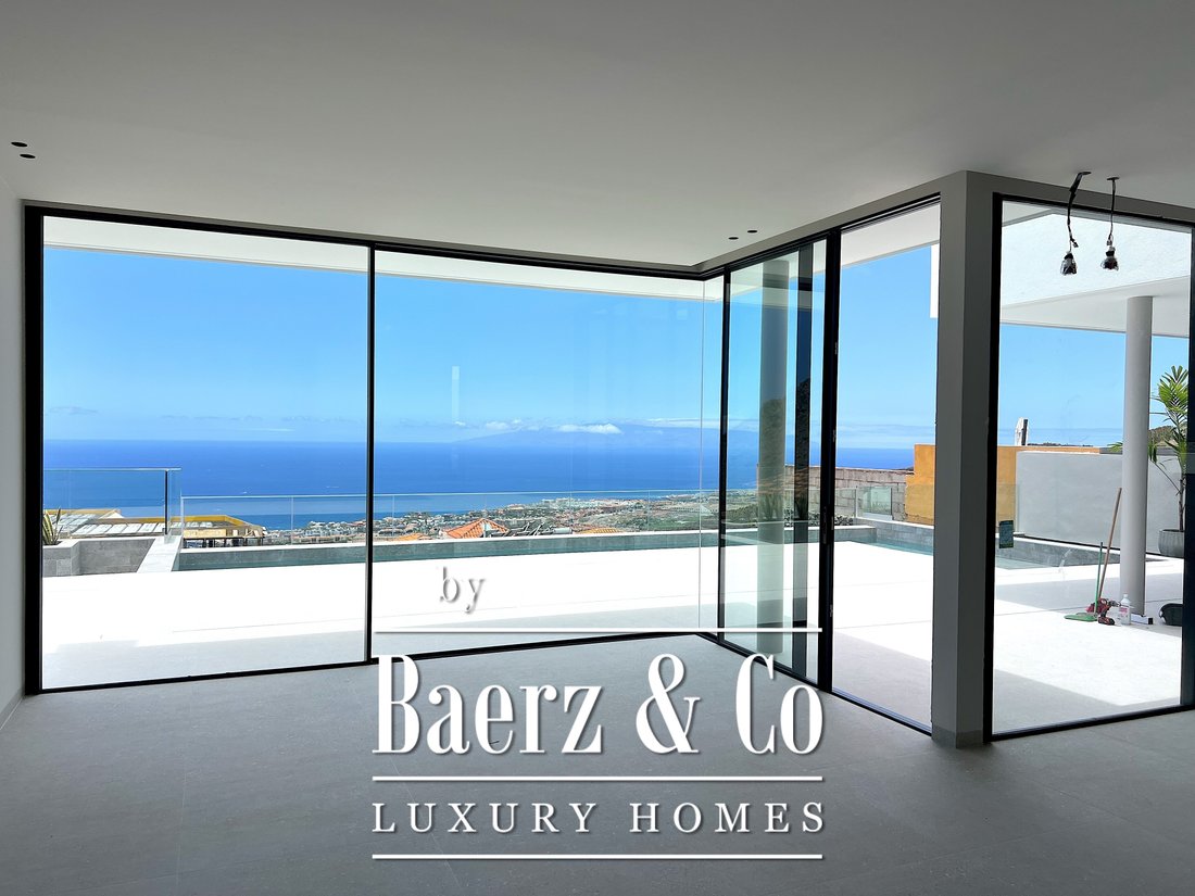 Villa in Costa Adeje, Adeje, Canary Islands 4 - 18490599