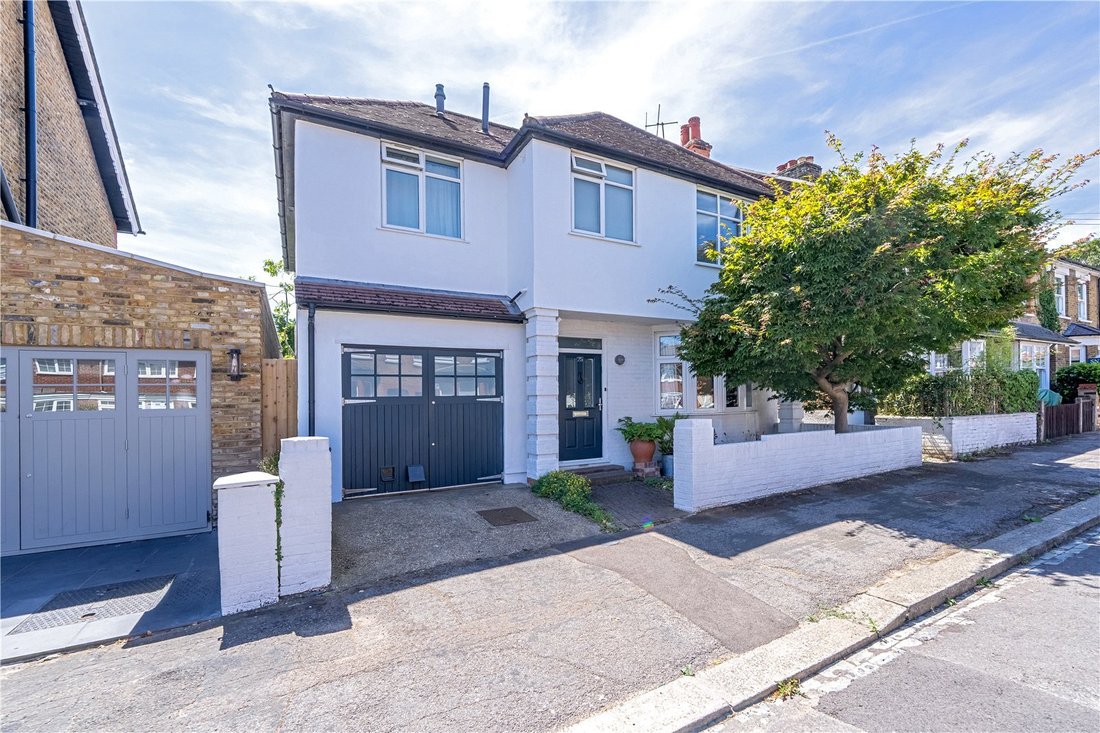 House in Hampton, Richmond Upon Thames, England 1 - 18489838