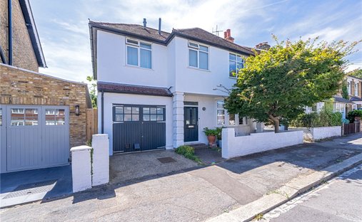 House in Hampton, Richmond Upon Thames, England 1