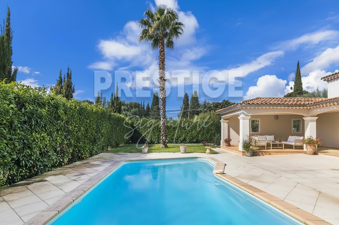 Villa in Nord, Sanary-sur-Mer, France 2 - 18490589