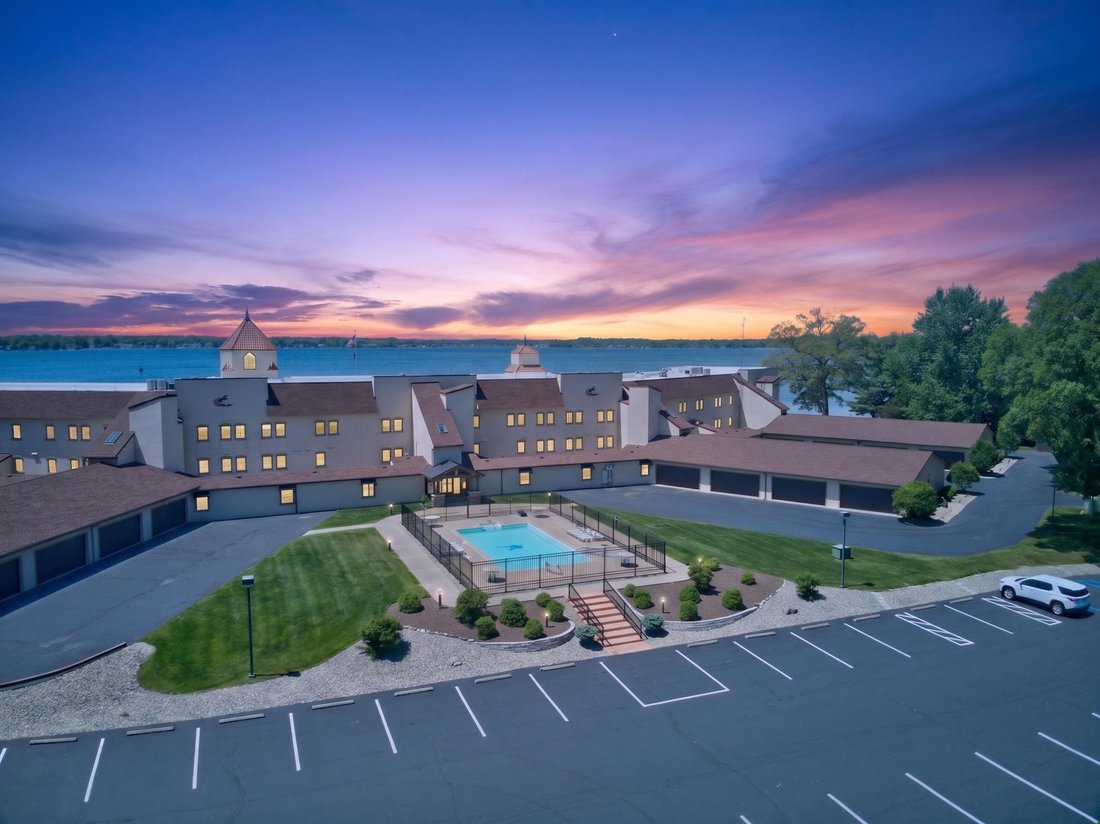 Condo in Syracuse, Indiana, United States 5 - 18491780