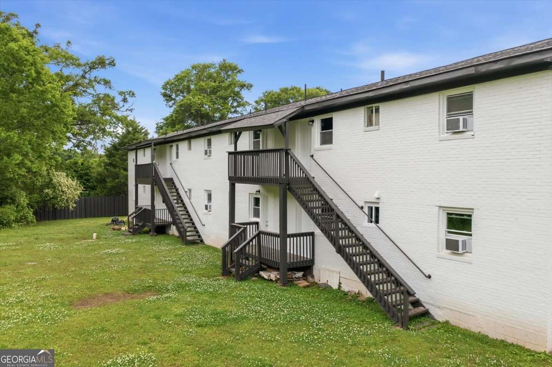 Cedartown, Georgia, United States 5 - 18490766
