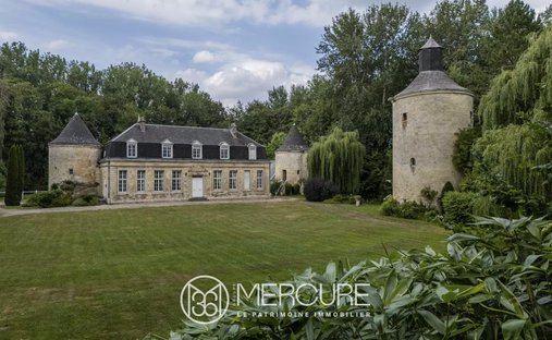 House in Jardins des Grottes, Cambrai, France 1