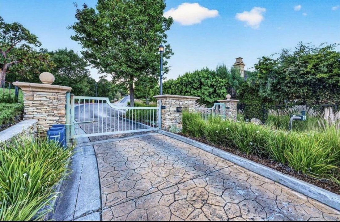 House in Gilroy, California, United States 4 - 18485728