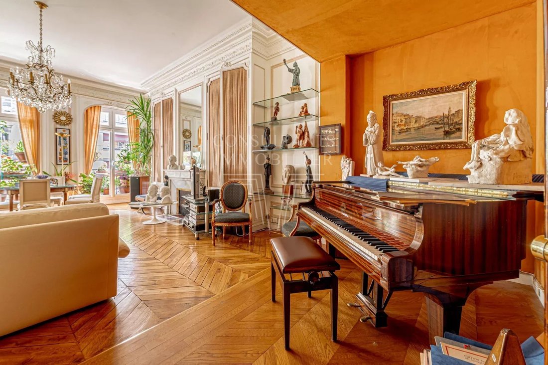 Apartment in Pereire-Malesherbes, Paris 17e Arrondissement, Paris 2 - 18434623