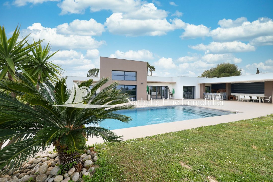 Villa in Haut Vernet-Moyen Vernet, Perpignan, France 4 - 18491555