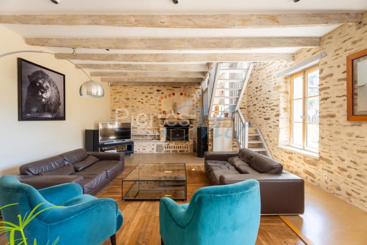 Estate in Grand-Champ, Brittany, France 4 - 18490606