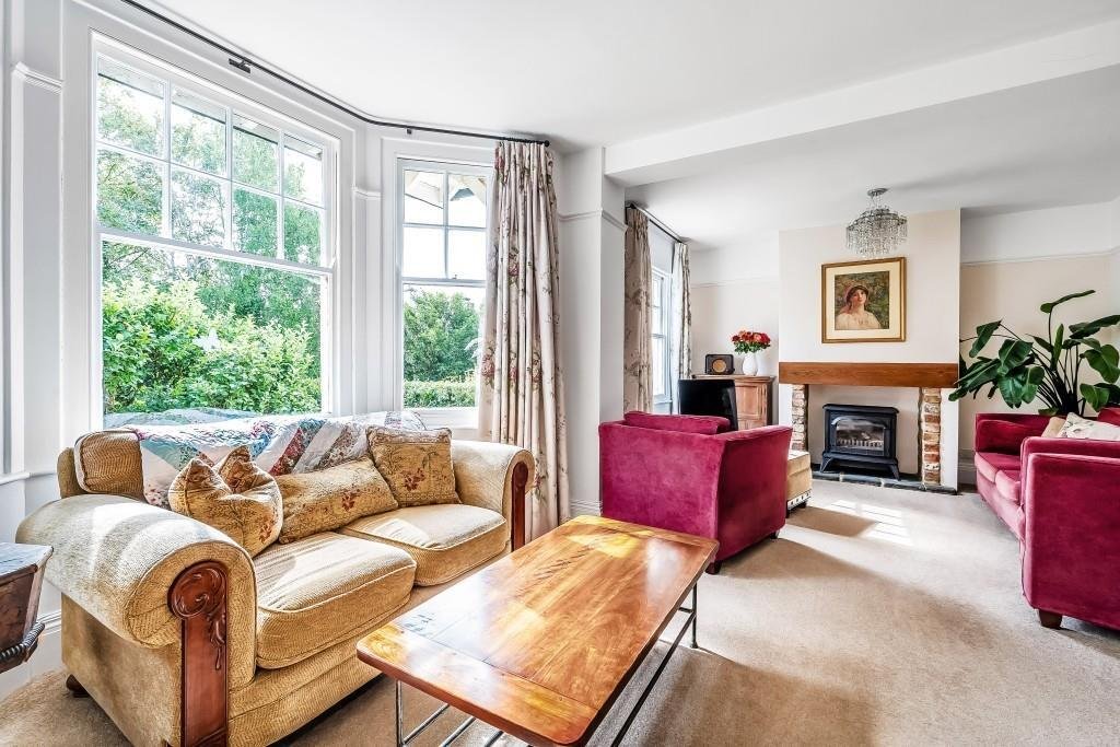 House in Dorking, England 2 - 18489899