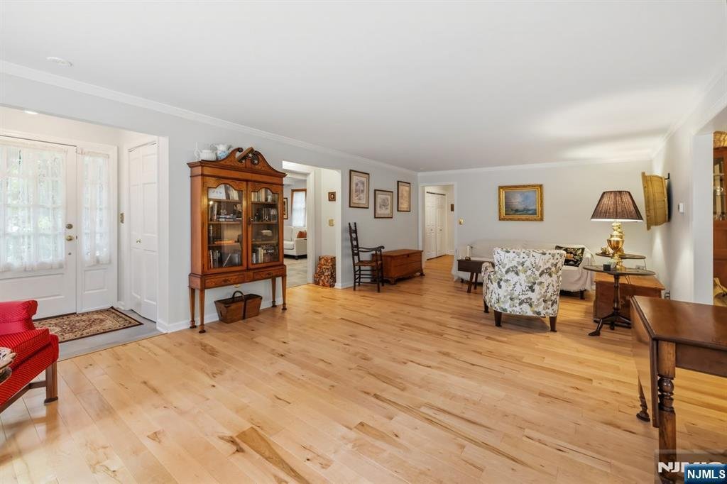 House in Saddle River, New Jersey, United States 4 - 18490905