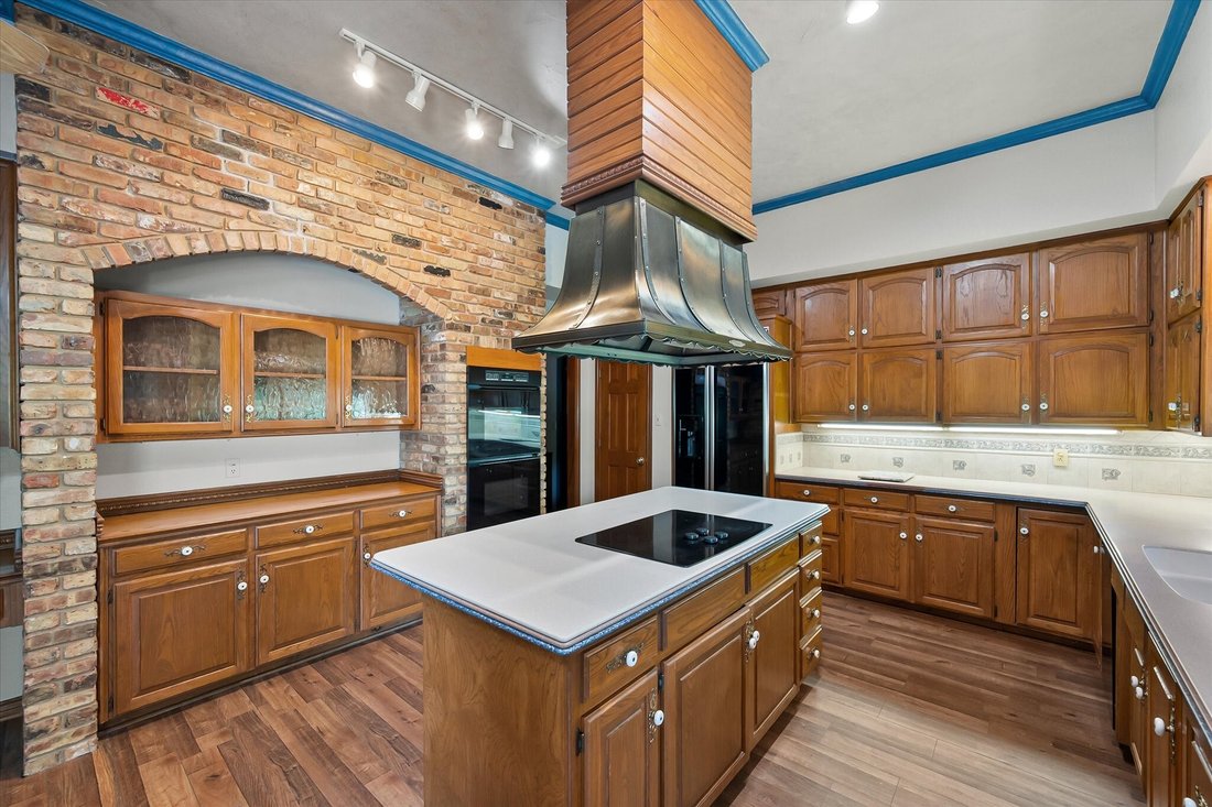 House in Hurst, Texas, United States 5 - 18490951
