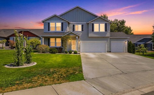 House in West Richland, Washington, United States 1