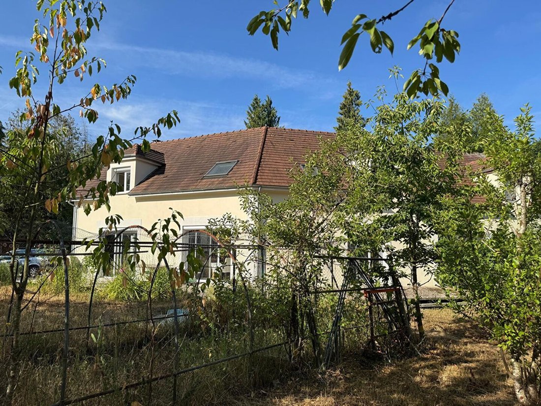 House in Houdan, Ile-de-France, France 1 - 18490651