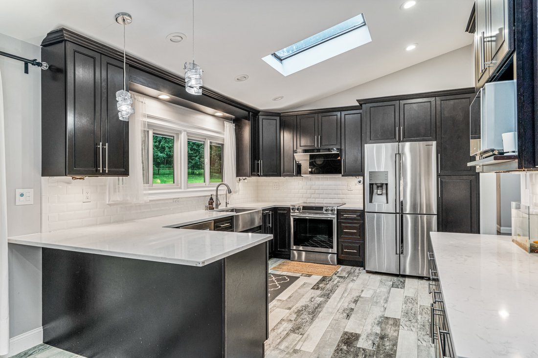 House in Syosset, New York, United States 4 - 18491724