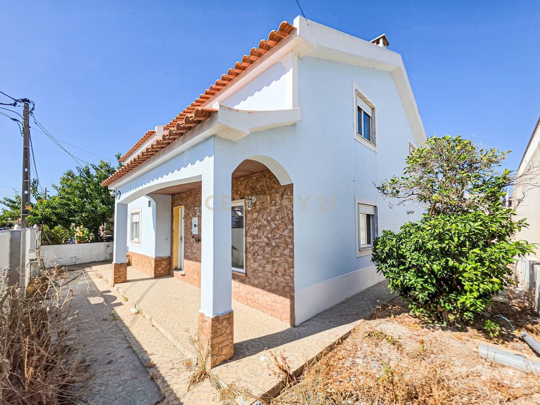 Villa in Quinta do Conde, Setubal, Portugal 1 - 18491663