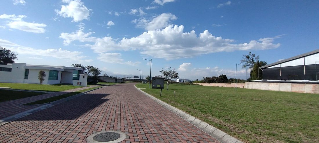 Land in Quito, Pichincha, Ecuador 5 - 18491360