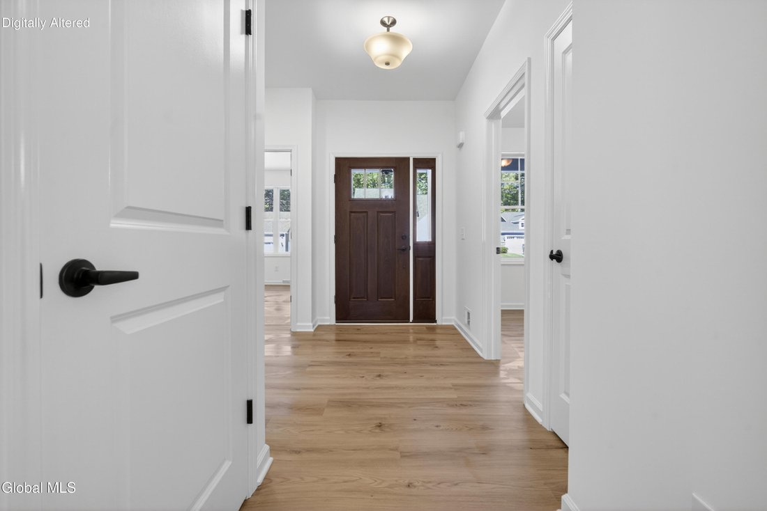 House in Milton, New York, United States 5 - 18486072