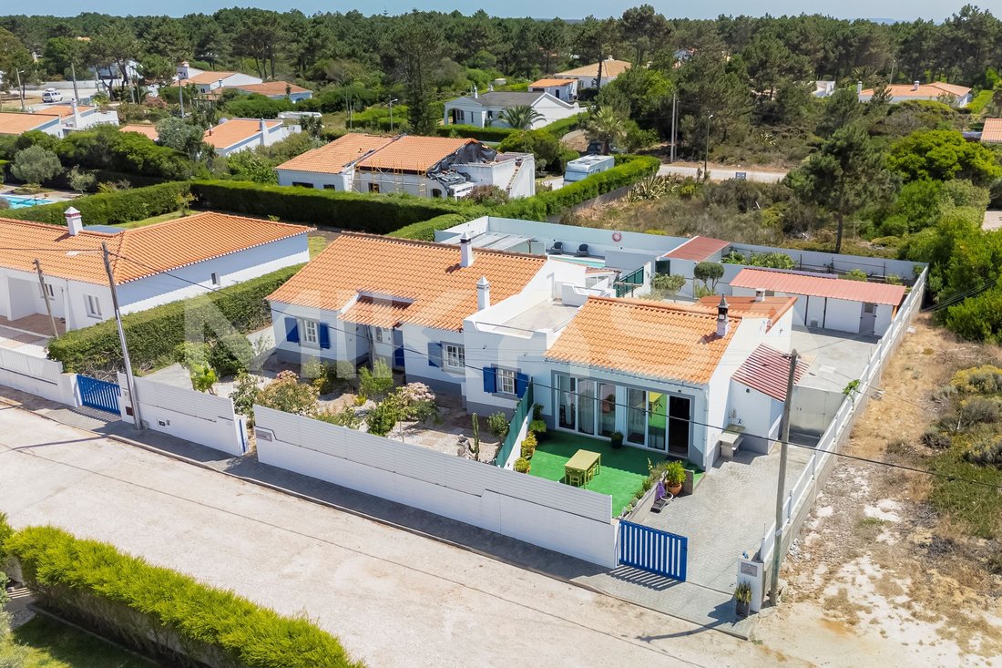 Villa in Aljezur, Algarve, Portugal 1 - 18491808