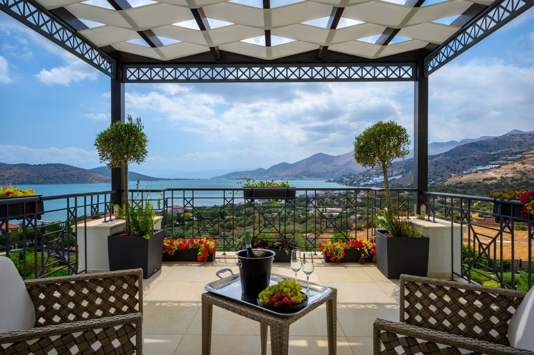 Villa in Community of Elounta, Agios Nikolaos Municipal Unit, Greece 2 - 11867634
