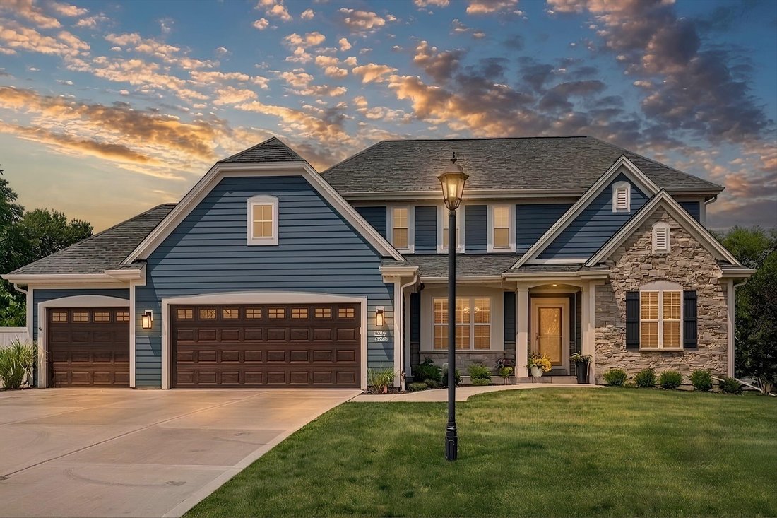 House in Pewaukee, Wisconsin, United States 1 - 18483429