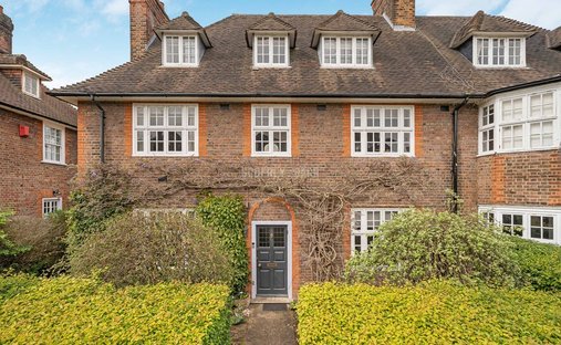 House in Temple Fortune, Barnet, England 1