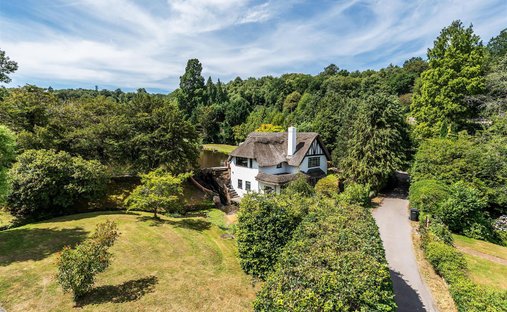 House in Surrey, England 1