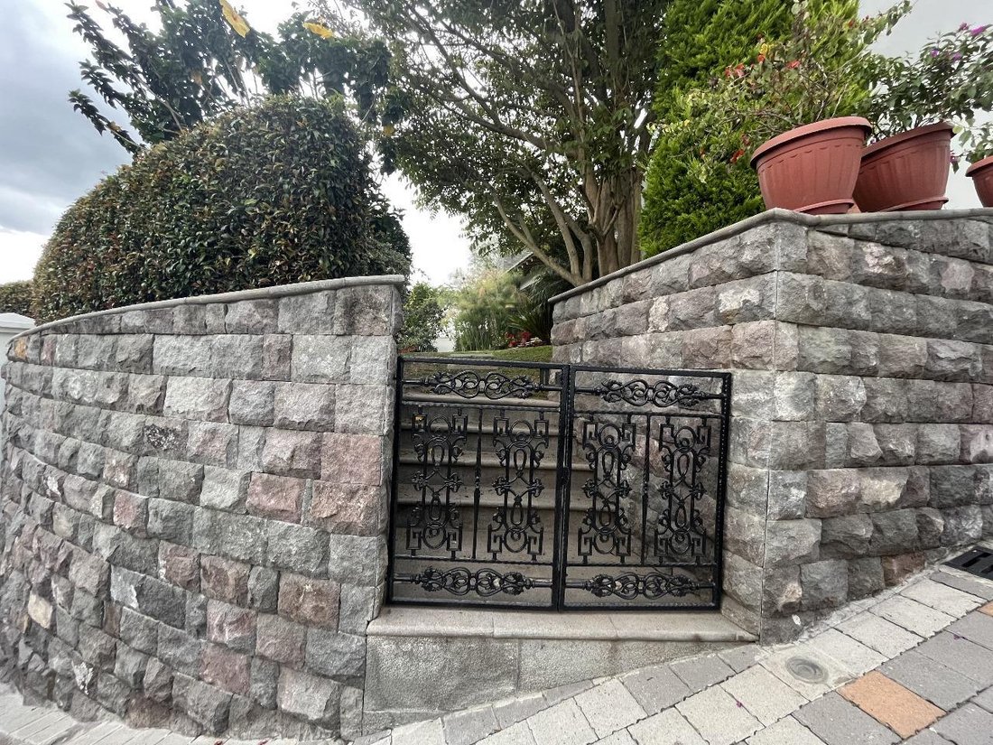 House in Quito, Pichincha, Ecuador 2 - 18491301