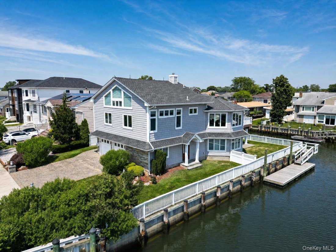 House in Oceanside, New York, United States 2 - 18490467