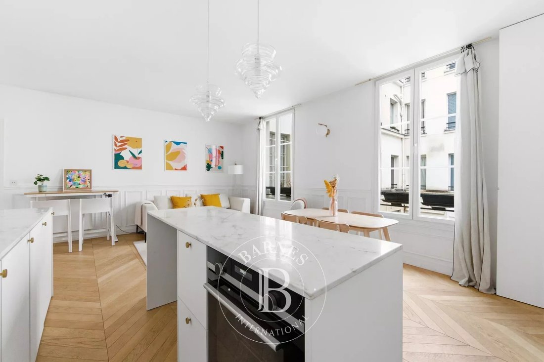 Apartment in République - Saint Ambroise, Paris, Ile-de-France 2 - 12110696
