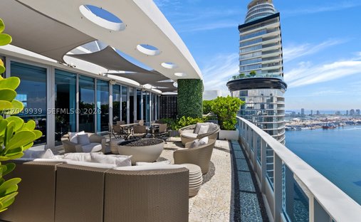 Condo in Miami, Florida, United States 1