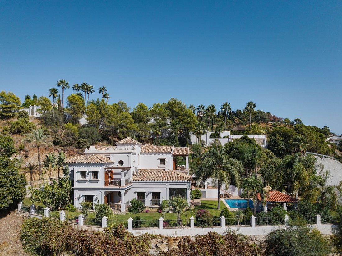 Villa in Benahavis, Andalusia, Spain 4 - 18490506