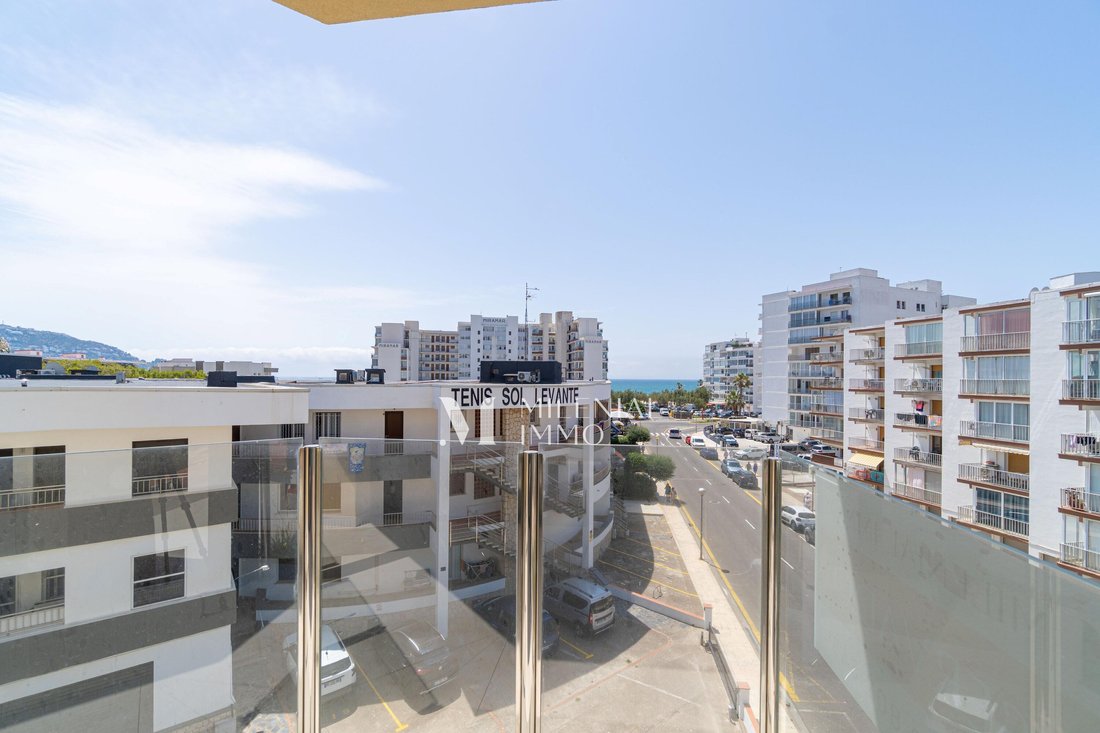 Apartment in Roses, Catalonia, Spain 4 - 18490109