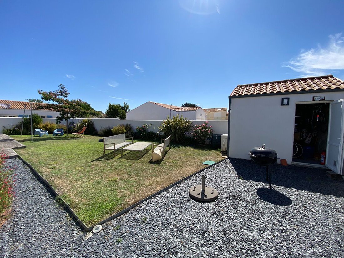 House in Saint-Denis-d'Oleron, Nouvelle-Aquitaine, France 3 - 18490639