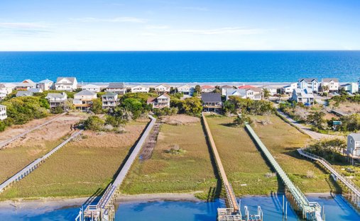 Land in Topsail Beach, North Carolina, United States 1