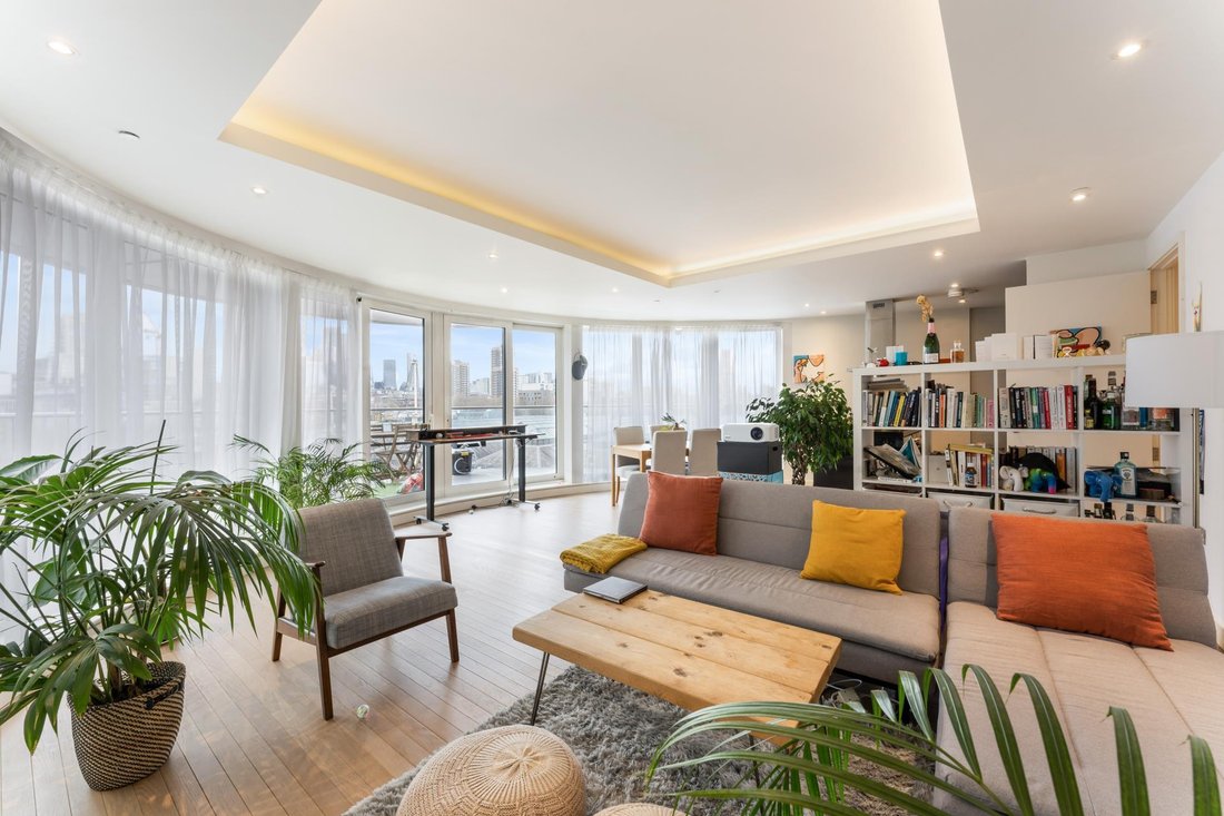 Apartment in Wapping, Tower Hamlets, England 3 - 18489883