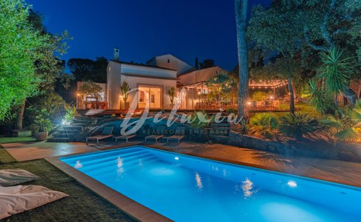 Villa a Esterni, Fréjus, Francia 1